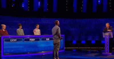 ITV The Chase fans fume just minutes into 'embarrassing' episode as they 'switch off' - www.dailyrecord.co.uk