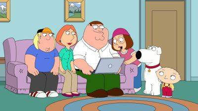 ‘Family Guy’ Star Patrick Warburton Says His Parents Still ‘Hate the Show’ After 25 Years; His Mom Tried to Get It Canceled Even Though His Salary Helped Support Her - variety.com - USA