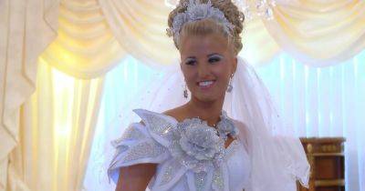 Teen traveller bride marries first cousin in huge wedding with 73 best men - www.dailyrecord.co.uk - Britain - Ireland - Beyond