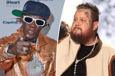 Flavor Flav Defends Jelly Roll After He Was Bullied Off Social Media Over His Weight! - perezhilton.com