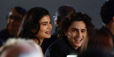 Kylie Jenner Not Expecting Baby With Boyfriend Timothee Chalamet, Despite Online Rumors - www.justjared.com - Los Angeles - New York - California - New Jersey