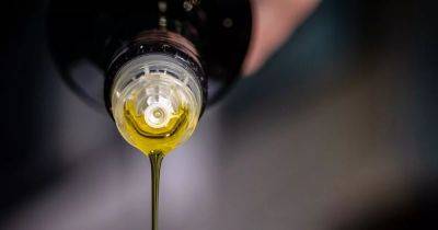 People left stunned as they realise what the olive oil bottle tab is really for - www.dailyrecord.co.uk