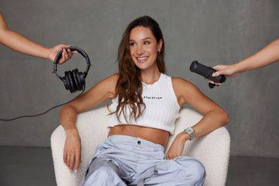 Australian Fitness Influencer Kayla Itsines Launches Podcast - deadline.com - Australia