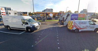 Man found dead on busy Scots road as cops launch probe into 'unexplained' death - www.dailyrecord.co.uk - Scotland