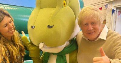 Inside Boris Johnson's son's dinosaur and monster truck-themed 4th birthday party - www.ok.co.uk