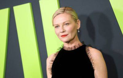 Kirsten Dunst was “miserable” shooting iconic upside-down kiss in ‘Spider-Man’ - www.nme.com