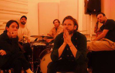 Meet Everyone Says Hi – a new band made up of ex Kaiser Chiefs, Kooks, Dead 60s and Howling Bells - www.nme.com