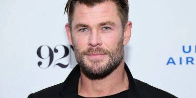 Chris Hemsworth Blames Himself for 'Thor: Love & Thunder' Failure, Corrects False Headlines About Alzheimer's & Retiring - www.justjared.com
