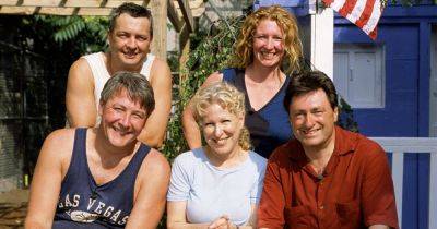 BBC Garden Rescue host Charlie Dimmock doesn't regret affair with co-star - www.dailyrecord.co.uk - Thailand