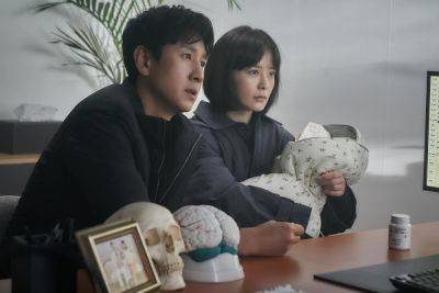 ‘Sleep’ Trailer: The Late Lee Sun-Kyun Faces Night Terrors In New Korean Horror - theplaylist.net - South Korea - North Korea