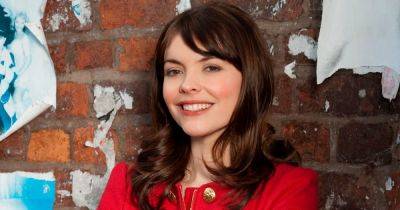 Real life of Coronation Street's Tracy Barlow actress Kate Ford - famous ex, music past, 'painful' health condition and soap exit - www.manchestereveningnews.co.uk - Spain