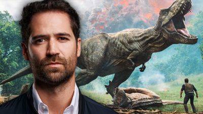 New ‘Jurassic World’ Movie At Universal And Amblin Sets Manuel Garcia-Rulfo In Leading Role - deadline.com - county Howard - county Dallas - county Patrick - county Edwards - city Marshall
