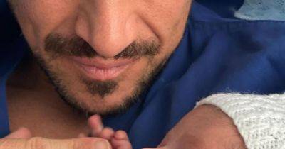 Peter Andre's fans rush to his defence after 'cruel' comment about his newborn daughter - www.ok.co.uk - Australia