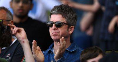 Noel Gallagher's hilarious reaction shows exactly what Man City superfan thinks of celebrations - www.manchestereveningnews.co.uk - Manchester