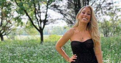 Stacey Solomon tells fans she 'feels beautiful' as she steps out of comfort zone after 'word with herself' - www.manchestereveningnews.co.uk