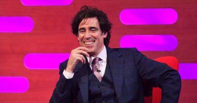 ITV's The Fortune Hotel's Stephen Mangan: His famous wife and 'terrifying' personal tragedy - www.manchestereveningnews.co.uk