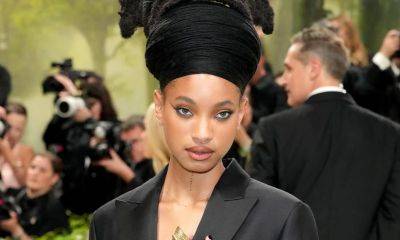 Willow Smith reveals how she avoids ‘questioning’ herself when sharing new music - us.hola.com