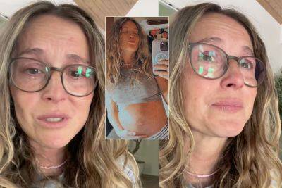 Alexa PenaVega Breaks Down in Tears Revealing Her ‘Health Declined’ After Daughter’s Stillbirth - perezhilton.com - city Kingston