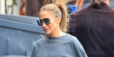 Jennifer Lopez Flashes Her Wedding Ring at Dance Studio Amid Reports of 'Tension' With Ben Affleck - www.justjared.com - Los Angeles - Los Angeles - New York