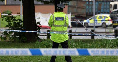 Man in his 40s killed after cyclist hit by HGV - www.manchestereveningnews.co.uk - Manchester