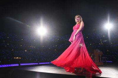 Taylor Swift’s U.S. Fans Flock To Europe To Bag Cheaper Eras Concert Tickets - deadline.com - France - Paris - USA - county Swift