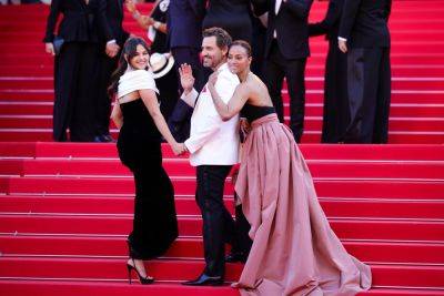 ‘Emilia Pérez’ Starring Zoe Saldaña And Selena Gomez Scores 11-Minute Ovation At Cannes World Premiere - deadline.com - France