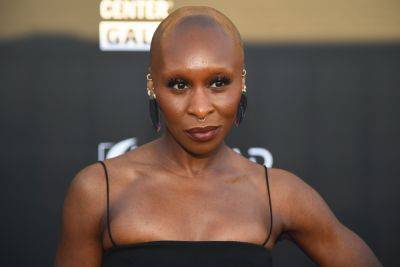 Cynthia Erivo Delivers Powerful Speech About Being ‘Black, Bald-Headed, Pierced and Queer’ - variety.com - Britain - Los Angeles - Hollywood