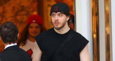 Jack Harlow Wears Sleeveless Shirt While Out Shopping in NYC - www.justjared.com - New York