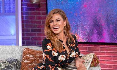 Eva Mendes shares why she’s happy to have had kids in her 40s; ‘I could not have raised kids in any other era’ - us.hola.com