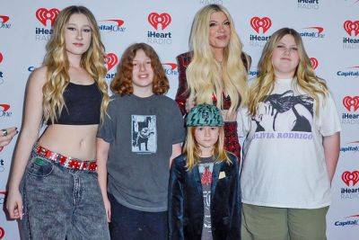 Tori Spelling's Kids Got Her Some UNUSUAL Piercings For Mother's Day! Look! - perezhilton.com