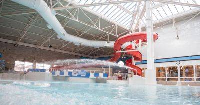 The £5-a-go swimming pool in Greater Manchester with wave machine, rapids, ripster slide and more - www.manchestereveningnews.co.uk - Manchester