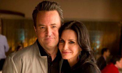 Courteney Cox says that the late Matthew Perry ‘visits’ her a lot - us.hola.com
