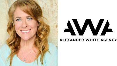 Alexander White Agency Adds Veteran Agent Stephany Burns To L.A. Commercial Division - deadline.com - Los Angeles - Los Angeles