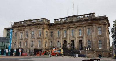 Town hall rebuild cost 'beggars belief' as price estimate doubles - www.manchestereveningnews.co.uk - county Hall