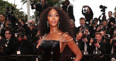 Naomi Campbell revives 90s Chanel dress 27 years on - and hasn't aged a day - www.ok.co.uk - France