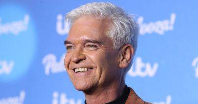Phillip Schofield's cryptic social media post is 'sign of TV return' as bosses 'line up' jobs - www.dailyrecord.co.uk