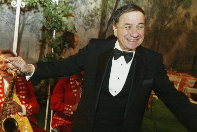 Richard M. Sherman, ‘Mary Poppins’ and ‘It’s a Small World’ Songwriter, Dies at 95 - variety.com - New York - Beverly Hills - county Stone - county Mills