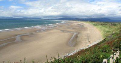 The huge North Wales beach named among best in the UK where you could spot turtles - www.manchestereveningnews.co.uk - Britain - Manchester