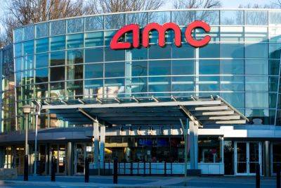 Four Girls Stabbed At AMC Theater In Massachusetts, Suspect Arrested - deadline.com - state Massachusets - Boston