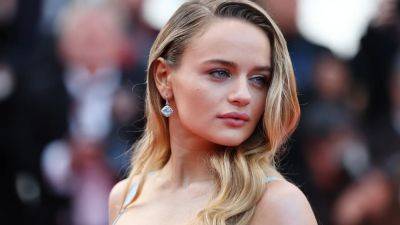 Joey King Chopped Her Mermaid Hair Into an Ultra-Short Mushroom Bob in Between Cannes Red Carpets - www.glamour.com - France