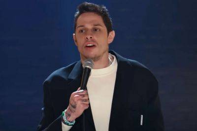 Pete Davidson Walks Off Stage During Standup Set Due To Nonstop Heckling -- & Fans Come To His Defense! - perezhilton.com - state Nebraska