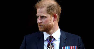 Prince Harry 'has permanent look of bitterness’ as royal family 'refuse to apologise’ - www.ok.co.uk - Nigeria