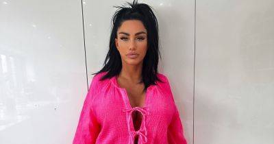 Katie Price's new house as she swaps sprawling Mucky Mansion for four-bed with a garage - www.ok.co.uk