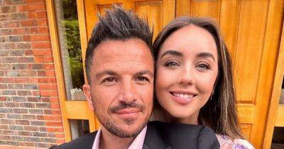 Peter Andre's wife Emily looks incredible in leggings alongside him weeks after giving birth to third child - www.ok.co.uk