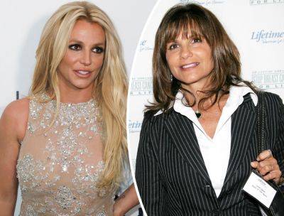 Britney Spears Shows Off Gnarly Sprained Ankle From Hotel Incident AND Believes Her Mother Lynne Was 'Involved' In A 'Set Up'!! - perezhilton.com - Los Angeles