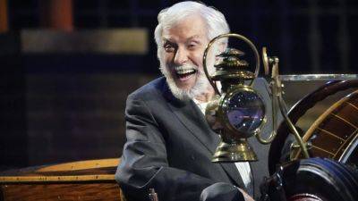 At 98, Dick Van Dyke Is Still Going Strong And Raring To Take A One-Man Show On The Road: “I Think It’d Be Fun” - deadline.com - Malibu