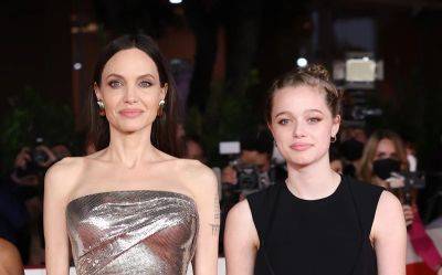 Angelina Jolie's Daughter Shiloh Files Legal Docs to Drop Dad Brad Pitt's Name - www.justjared.com