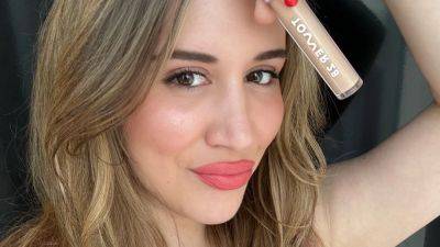 Is the Tower 28 Concealer Worth the Hype? 6 Glamour Editors Put It to the Test - www.glamour.com - Los Angeles - California - Malibu