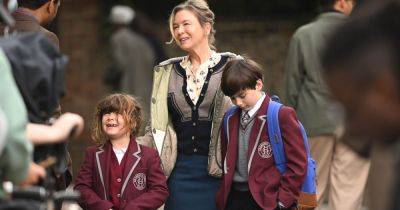 Bridget Jones takes her two kids with Mr Darcy on the school run as Renee Zellweger seen filming - www.ok.co.uk