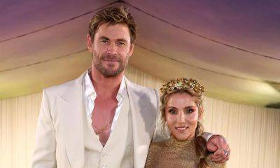 Elsa Pataky and Chris Hemsworth wear matching looks at the Met Gala - us.hola.com - Australia - New York